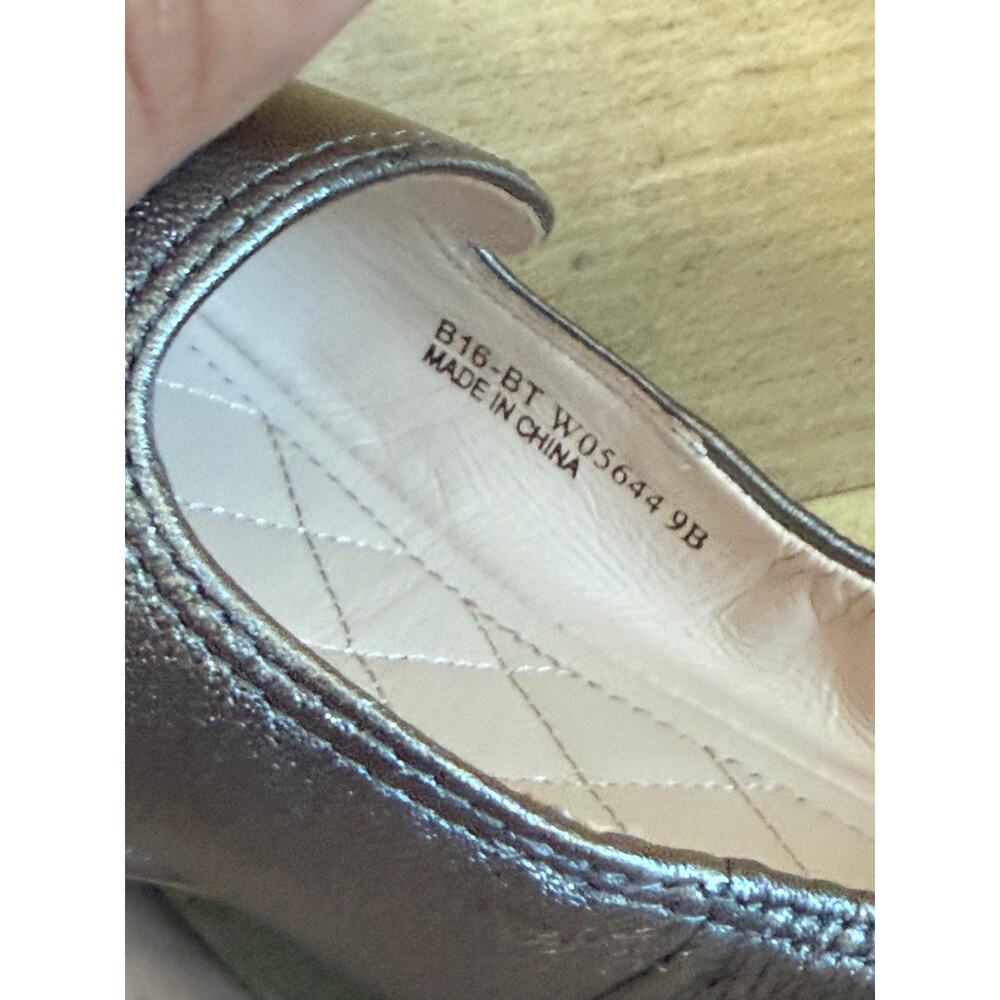 COLE HAAN pewter silver metallic gray 100% leather flex loafer flats - Picture 8 of 8